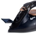 Geepas Compact & Efficient Steam Iron, 1600W, GSI7703 - Image 2